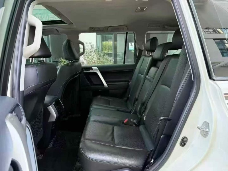 深圳19年丰田普拉多4