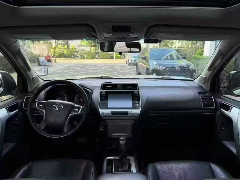 深圳19年丰田普拉多5