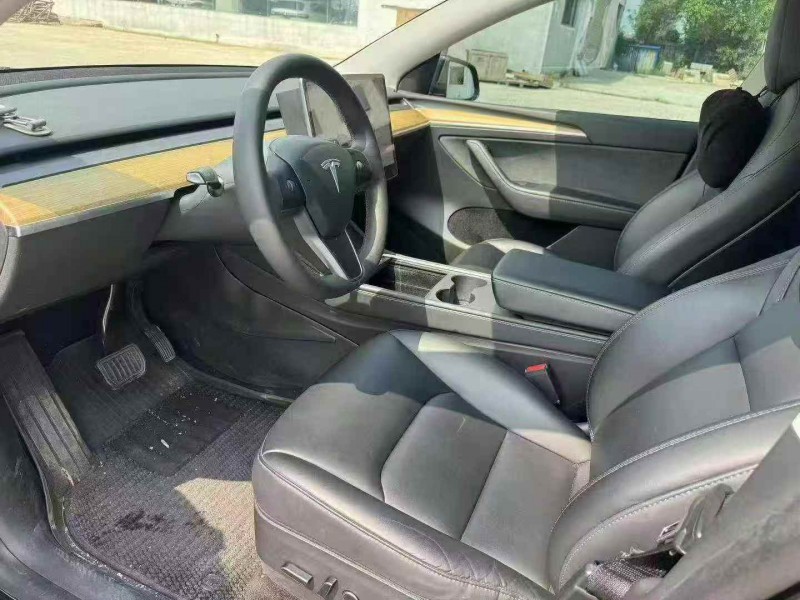 襄阳23年特斯拉MODEL Y9