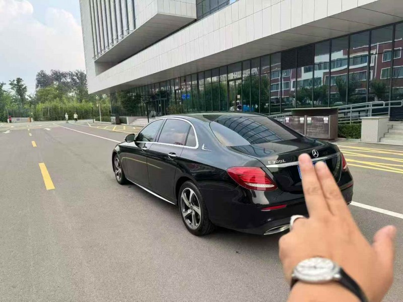 淄博17年奔驰E9