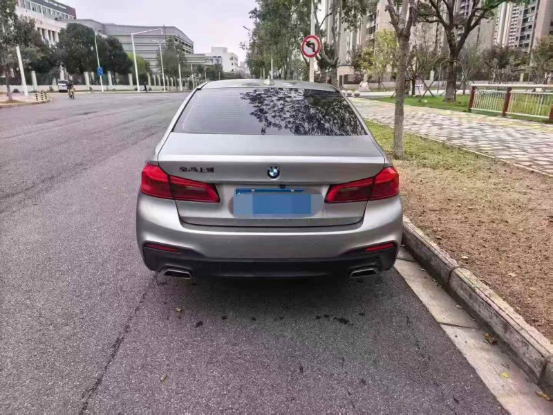 兰州20年宝马5系8