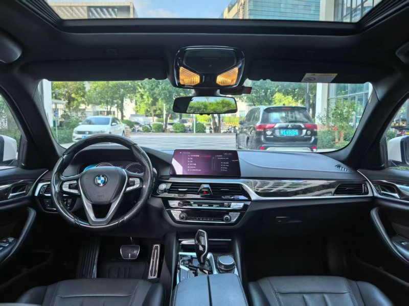 深圳18年宝马5系3