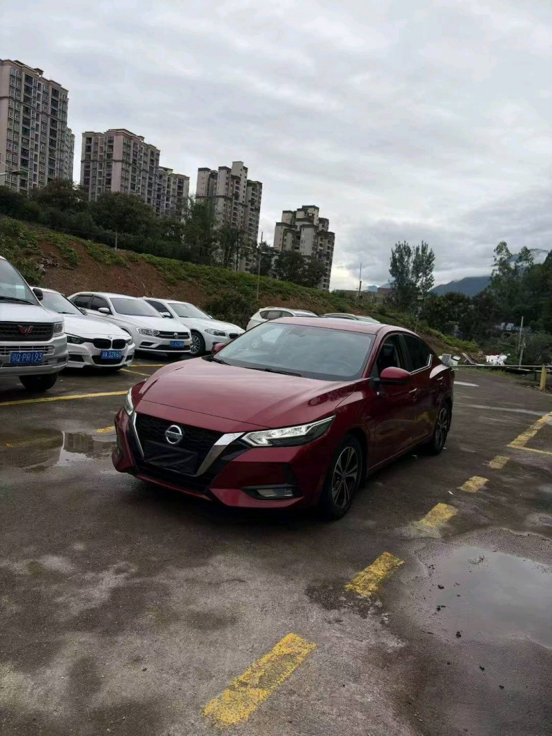 重庆21年日产轩逸3