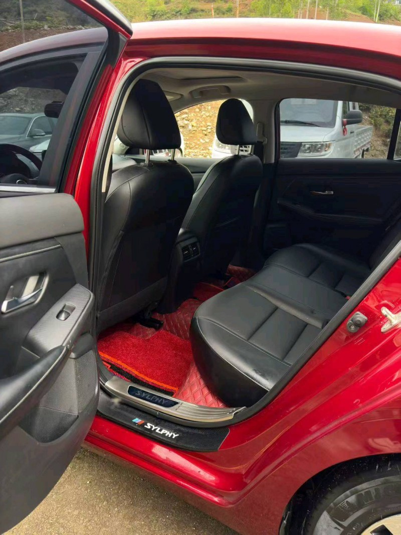 重庆21年日产轩逸8