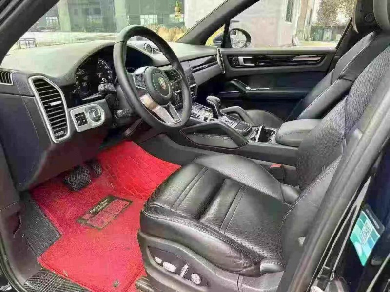 襄阳20年保时捷卡宴9