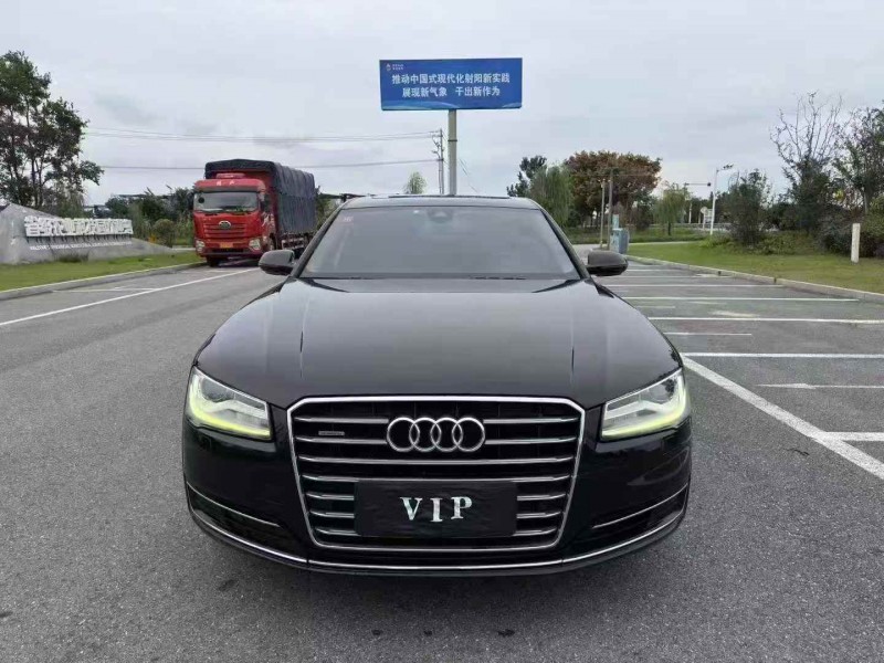 徐州16年奥迪A8L1