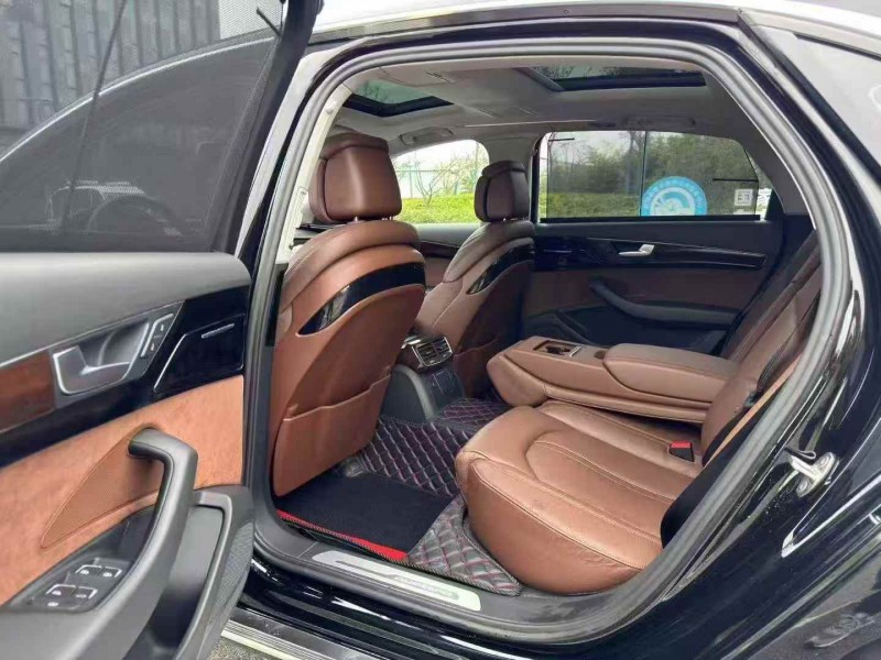 徐州16年奥迪A8L5