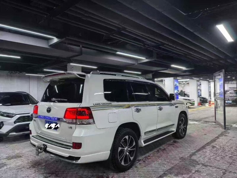 无锡16年丰田兰德酷路泽4