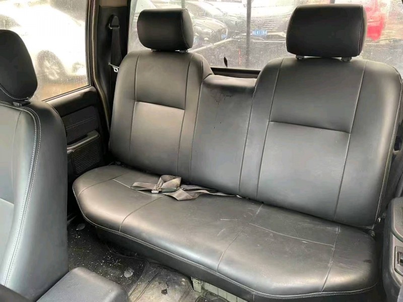 株洲17年五十铃皮卡4