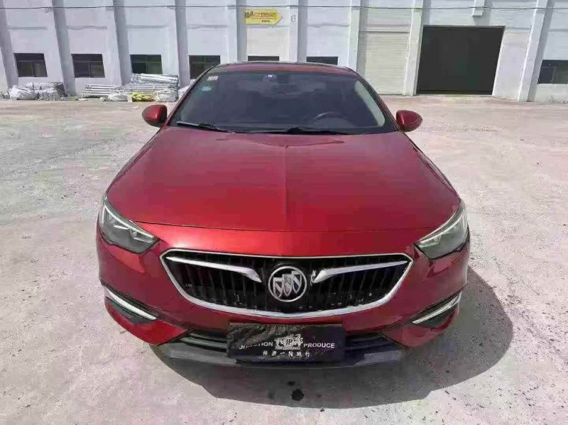 襄阳18年别克君威1