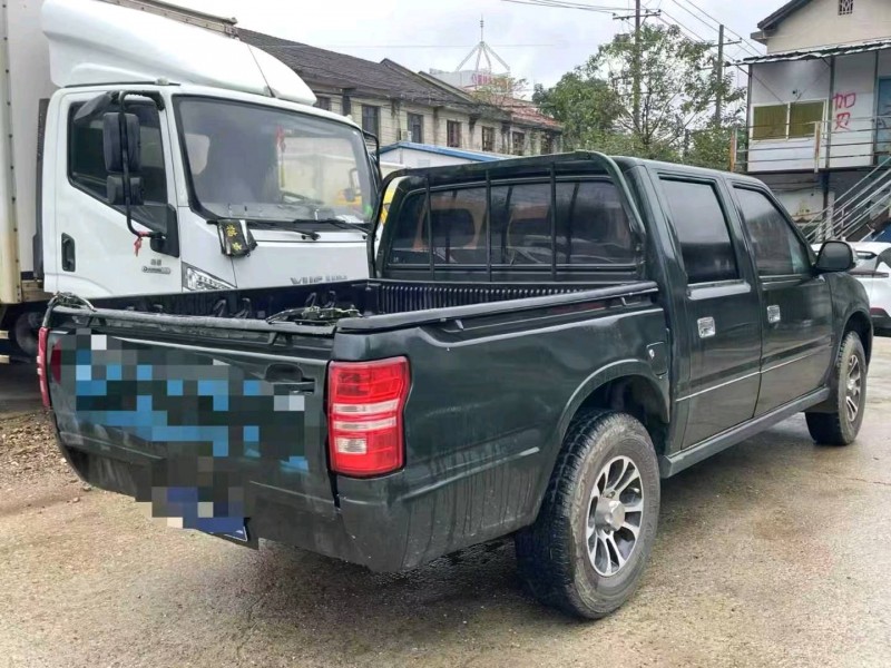 株洲17年五十铃皮卡8