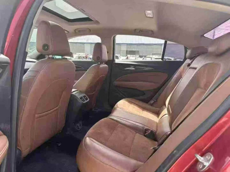 襄阳18年别克君威7