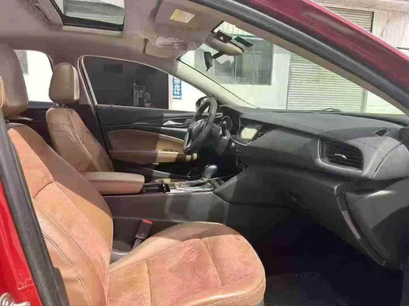 襄阳18年别克君威9