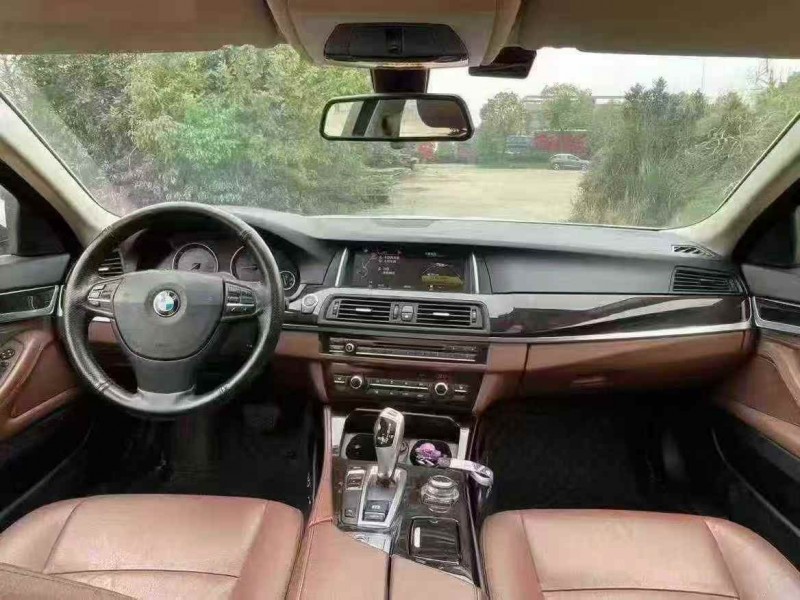 襄阳16年宝马5系8