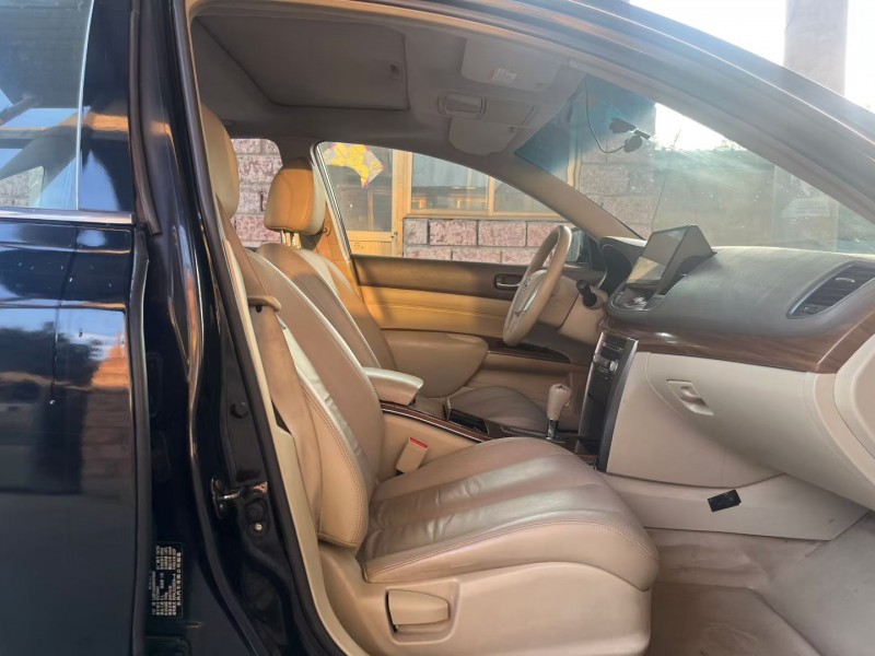 徐州12年日产天籁6