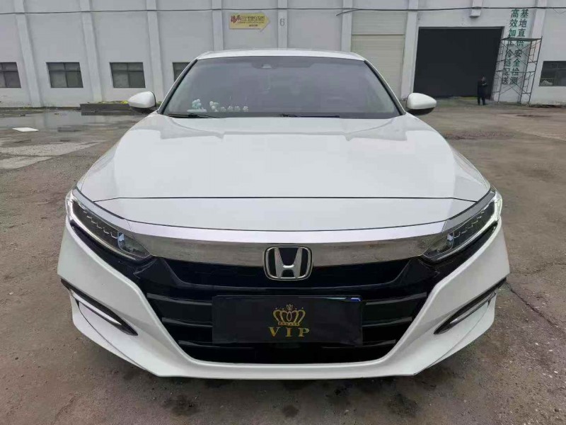 襄阳19年本田雅阁1