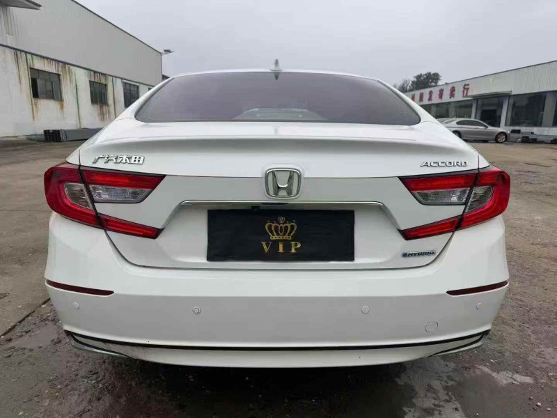 襄阳19年本田雅阁5