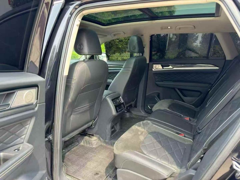 苏州20年大众途昂9