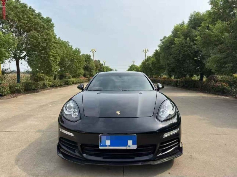 常州12年保时捷帕拉梅拉1