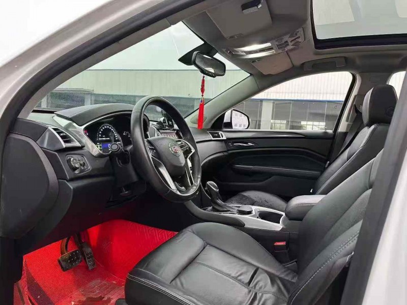 襄阳13年凯迪拉克SRX5