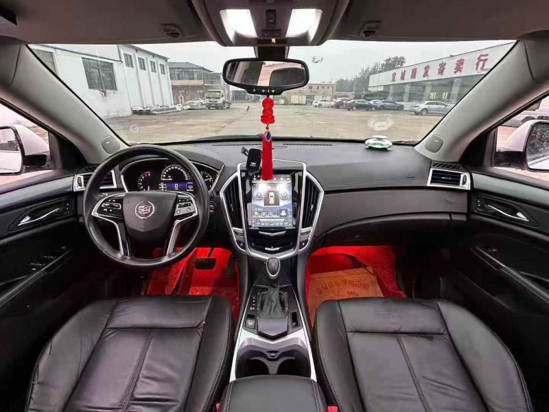 襄阳13年凯迪拉克SRX7