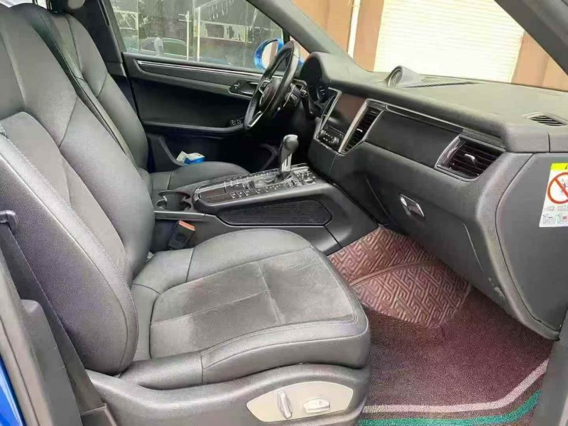 襄阳17年保时捷Macan4