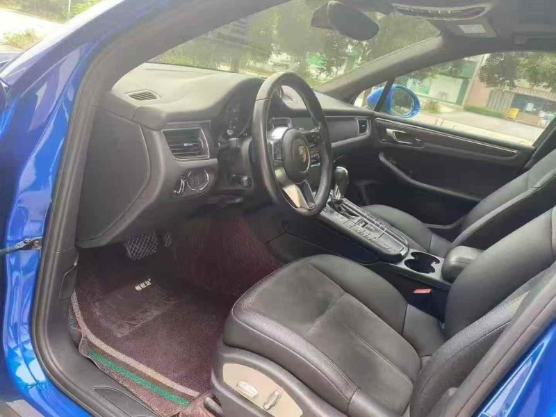 襄阳17年保时捷Macan6