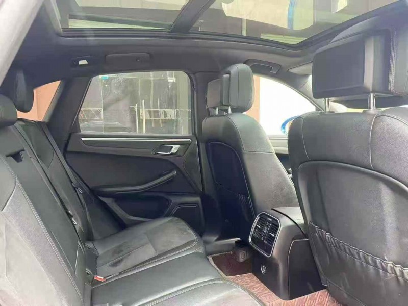 襄阳17年保时捷Macan7