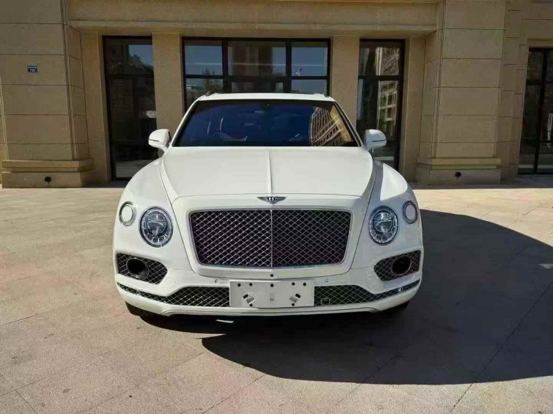 淄博17年宾利添越1