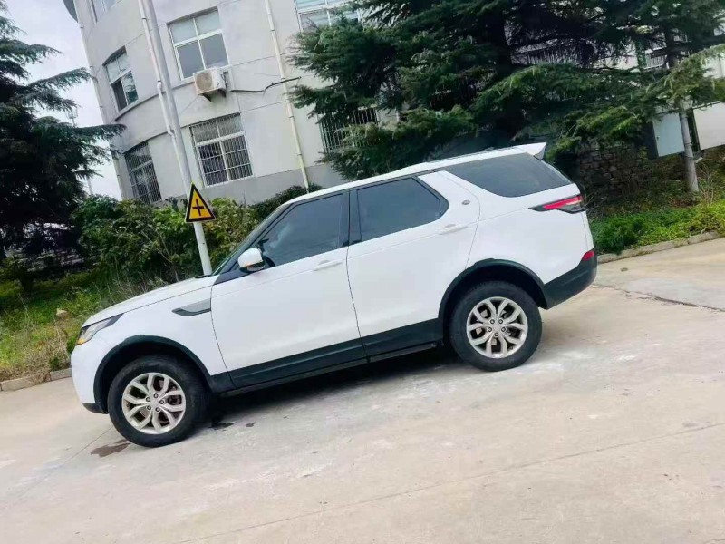 青岛18年路虎发现3