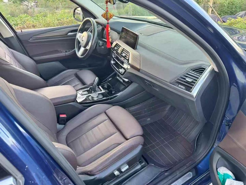 温州21年宝马X35