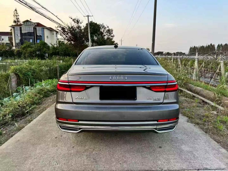 宁波18年奥迪A8L9