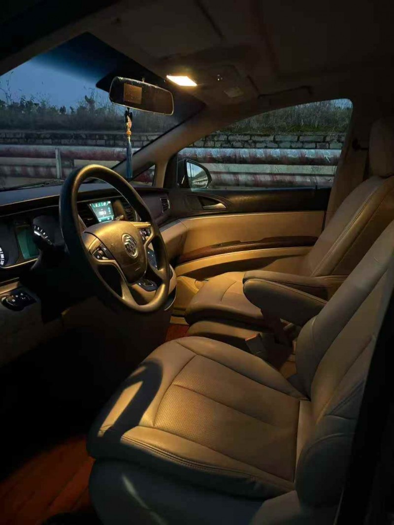 包头19年别克GL87