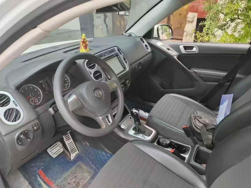 东营16年大众途观7