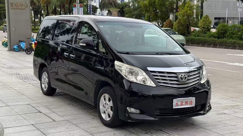 佛山11年丰田埃尔法3