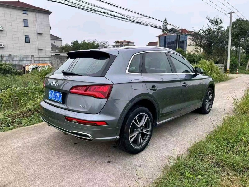宁波20年奥迪Q58