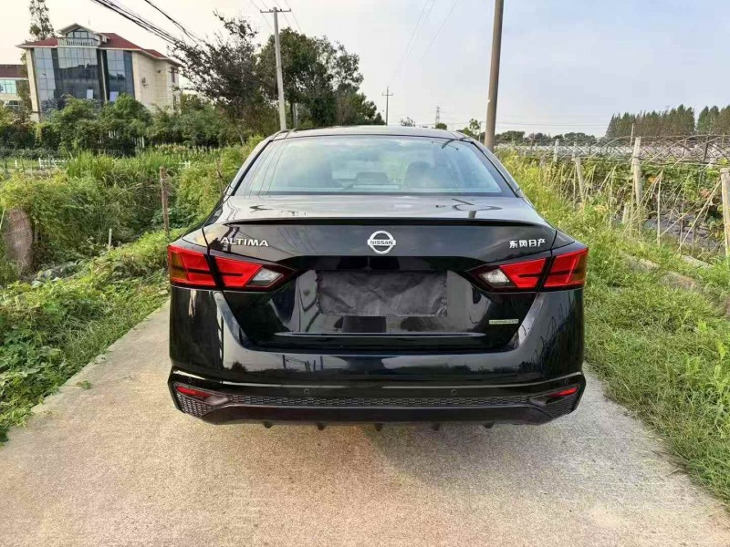 嘉兴21年日产天籁8