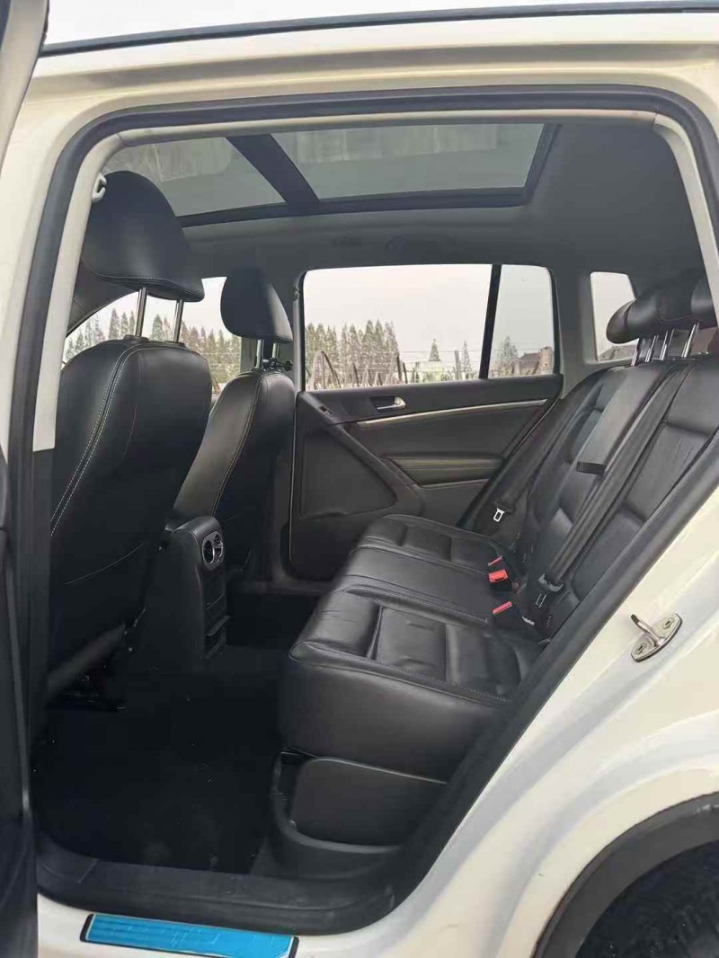 嘉兴17年大众途观6