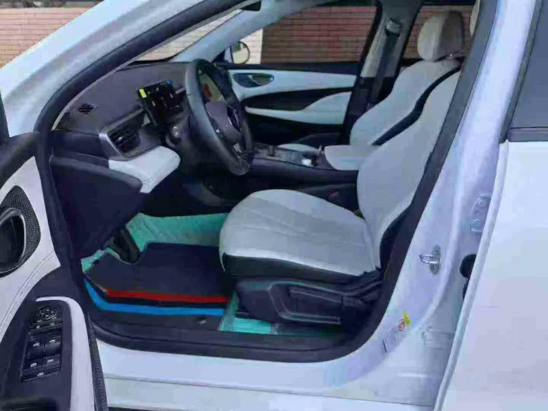 唐山25年比亚迪海豹4