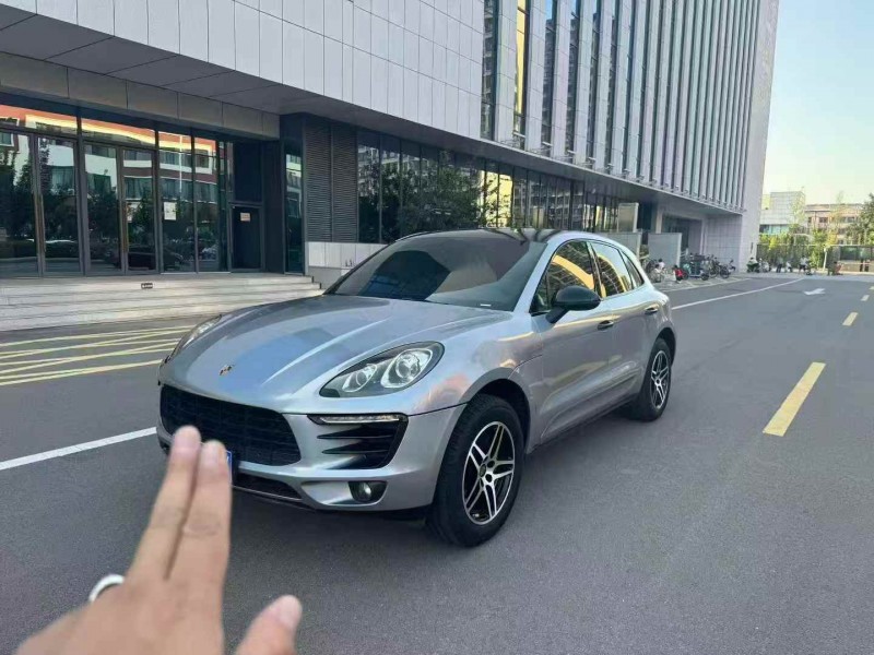 济南14年保时捷Macan2