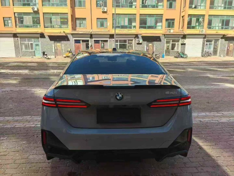 齐齐哈尔25年宝马5系8