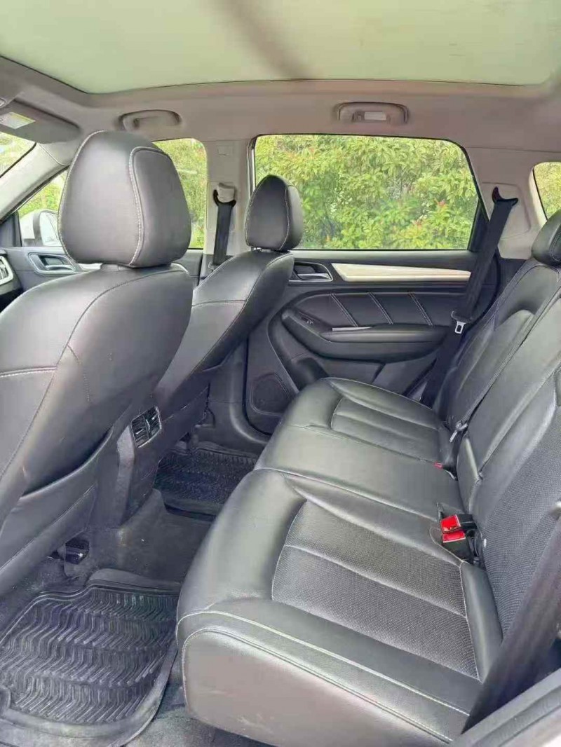 东营19年荣威ERX55