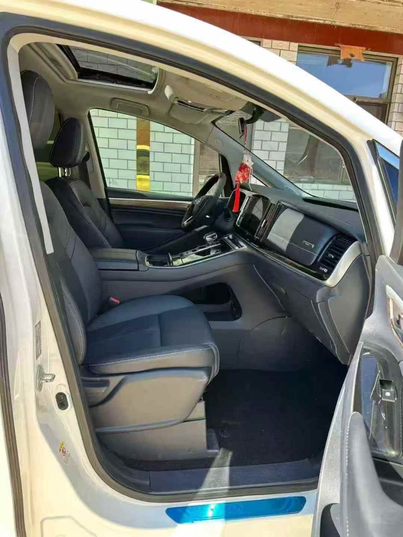 承德21年传祺M86