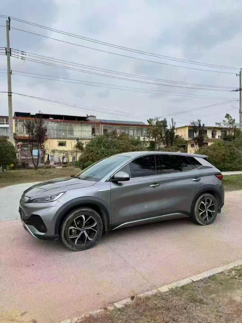 东营23年比亚迪元3