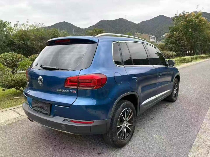 温州14年大众途观6