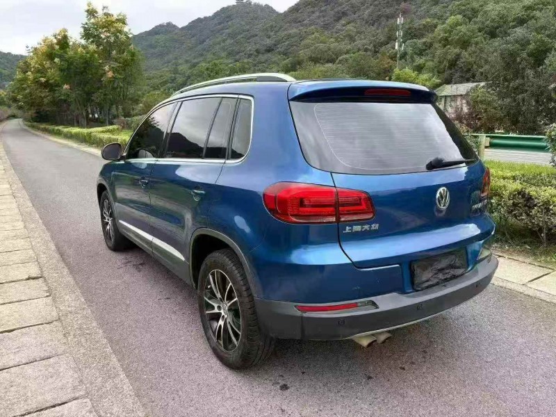 温州14年大众途观8