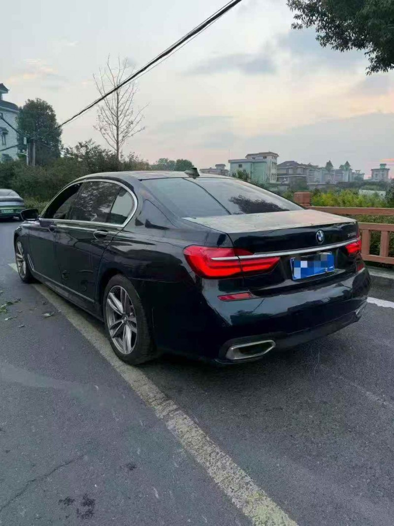 嘉兴18年宝马7系7