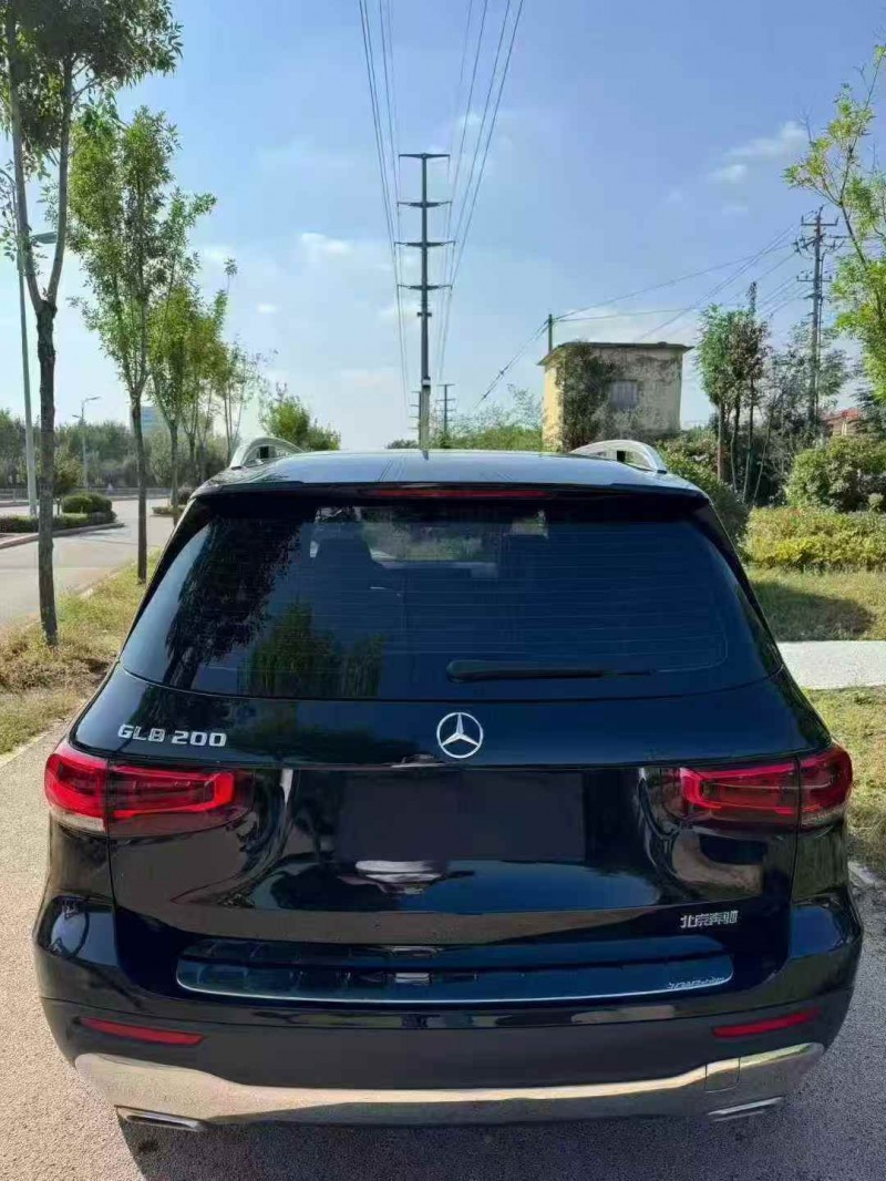 枣庄21年奔驰GLB9