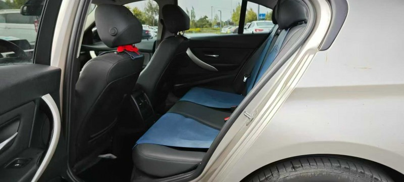 白银15年宝马3系4