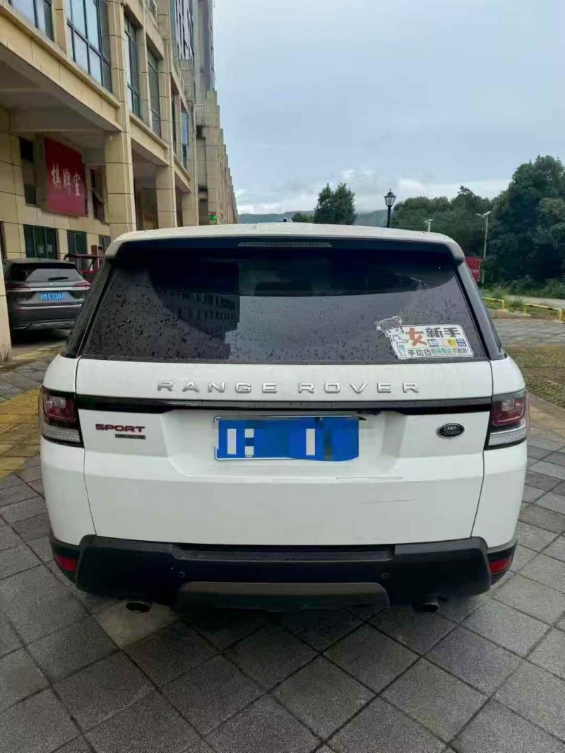 景德镇15年路虎揽胜运动9